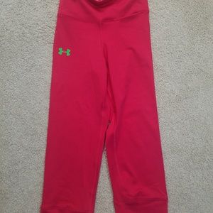Under Armour Heat Gear leggings. Pink w/ green